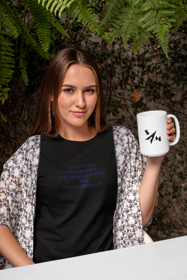 Camiseta Mujer Gratitud Negro