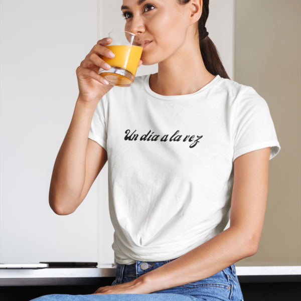 Camiseta Blanca Un dia a la Vez